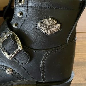 Size 8 Women’s Harley Davidson boots